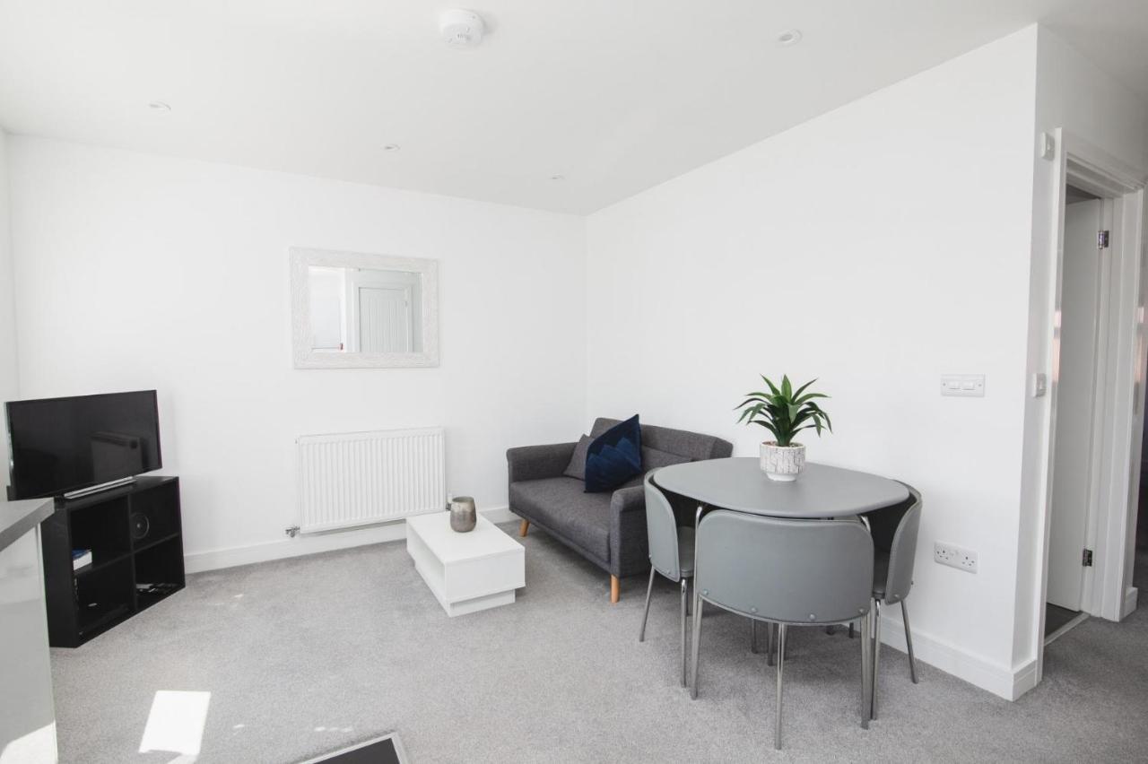 New 2Bd Pontac Flat In The Heart Of Didcotヴィラ エクステリア 写真